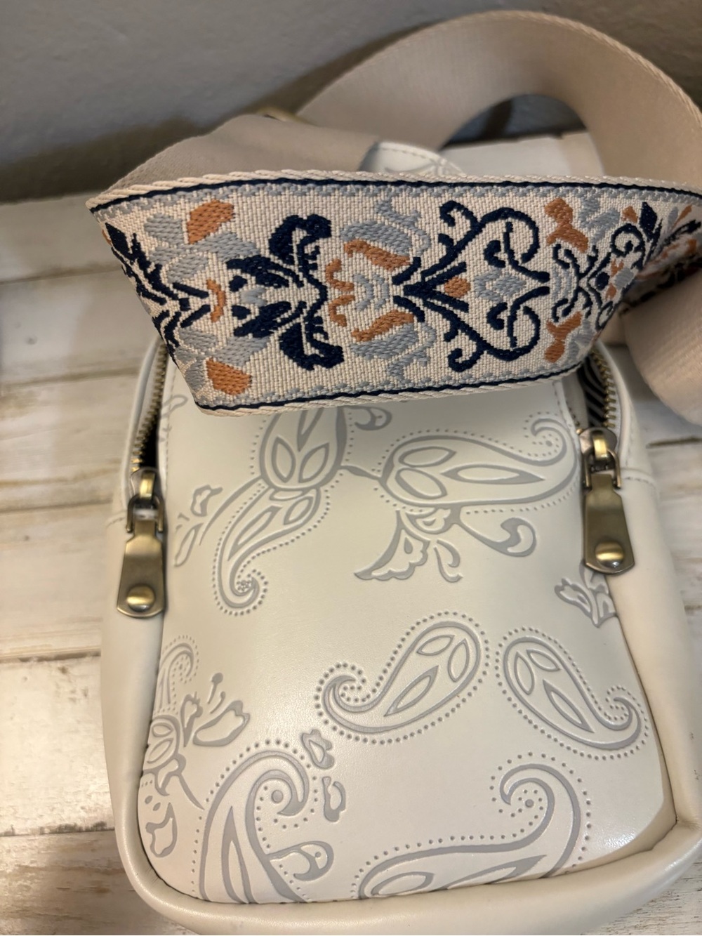Cream Paisley Embossed Crossbody Sling Bag with Patterned Strap - Picture 7 of 7